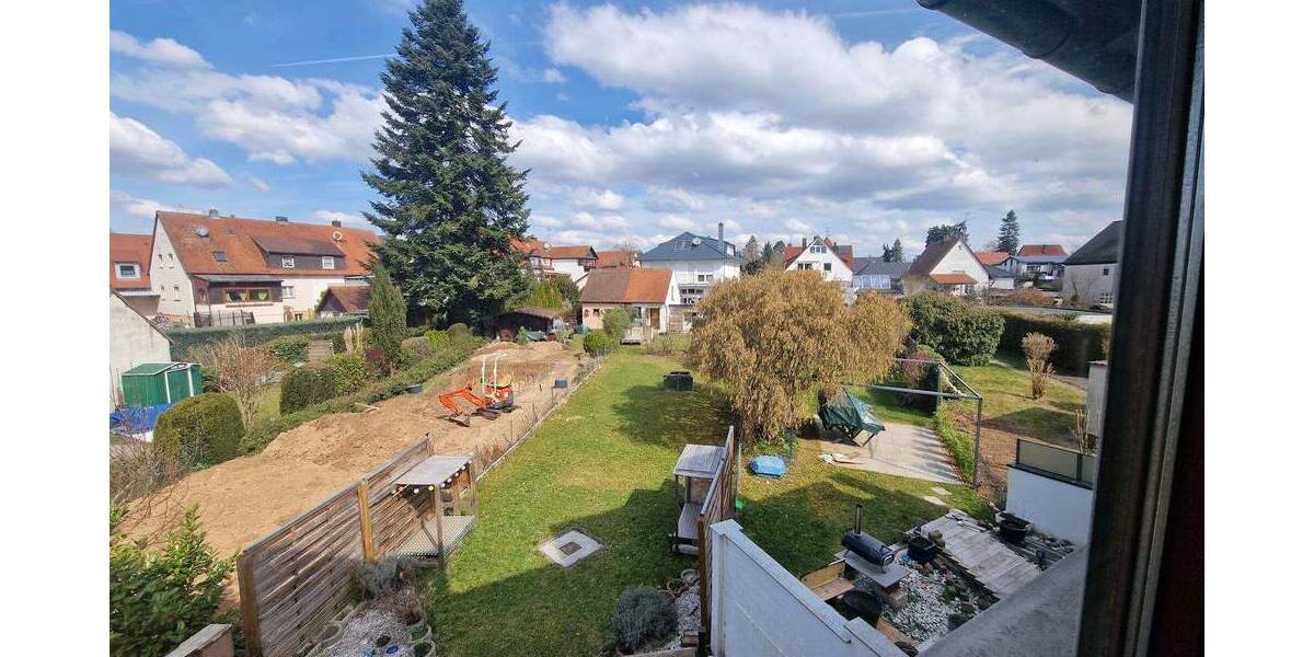 Reihenmittelhaus Fürth Unterfürberg - 6 Zimmer, 130 m&sup2;, 379.000&euro; | Angebot:25676419