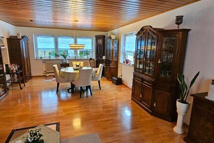 Wohnung Schwaig Bei Nürnberg - 3 Zimmer, 100 m&sup2;, 900&euro; | Angebot:25179992