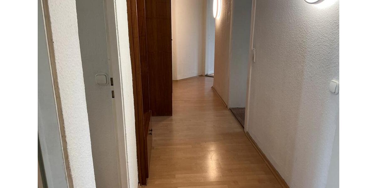 Etagenwohnung Nürnberg Gaismannshof - 3 Zimmer, 80 m&sup2;, 880&euro; | Angebot:25238320