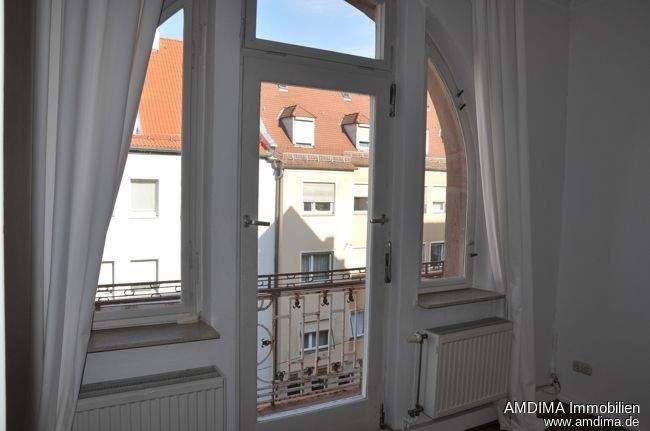 Etagenwohnung Nürnberg Gleißhammer - 6 Zimmer, 160 m&sup2;, 1.490&euro; | Angebot:25896001