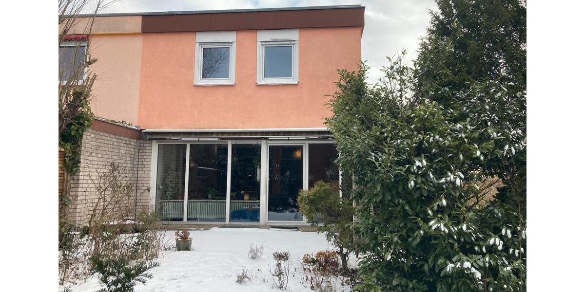 Reihenhaus Altdorf bei Nürnberg - 4 Zimmer, 117 m&sup2;, 392.000&euro; | Angebot:25269125