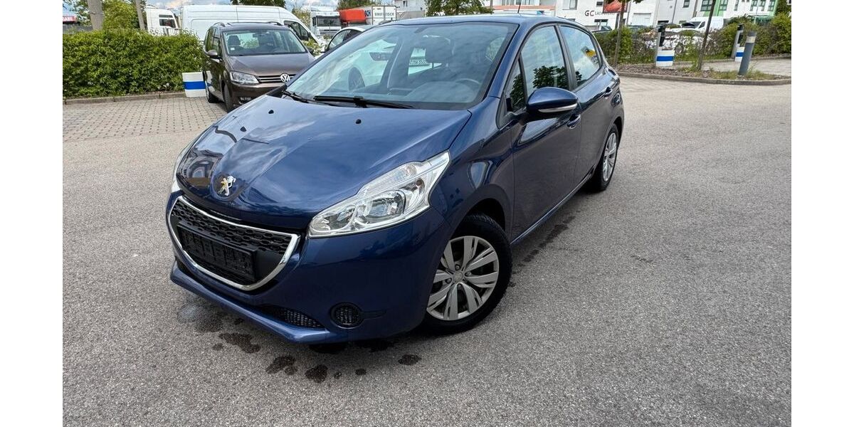 Peugeot 208 125.000 km 3.300 &euro; Nürnberg 90439
