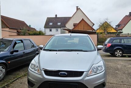 Ford Focus 81.000 km 4.280 &euro; Schwabach 91126