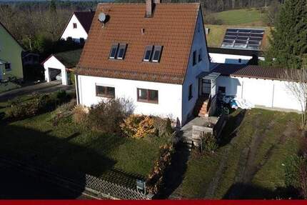 Haus Pyrbaum - 4 Zimmer, 114 m&sup2;, 295.000&euro; | Angebot:25775393