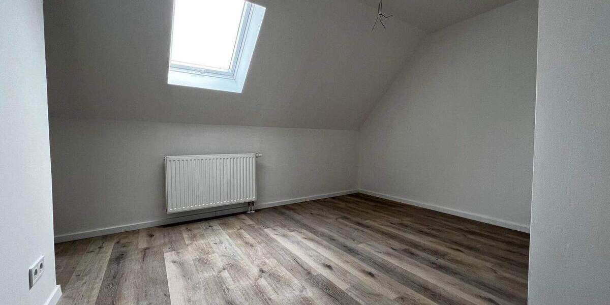 Etagenwohnung Cadolzburg - 4 Zimmer, 99 m&sup2;, 310.000&euro; | Angebot:25797922