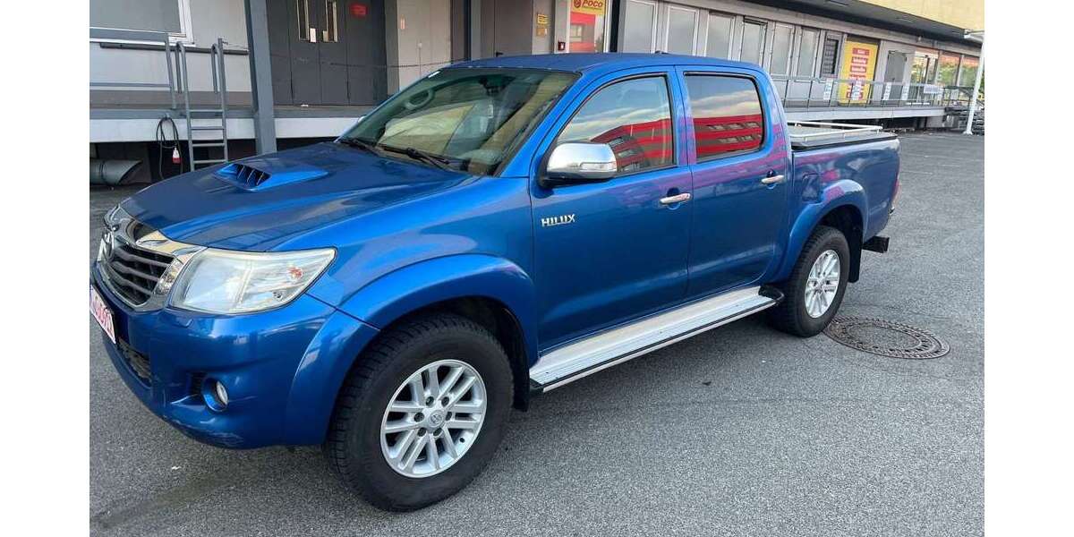 Toyota Hilux 204.000 km 16.800 &euro; Nürnberg 90431