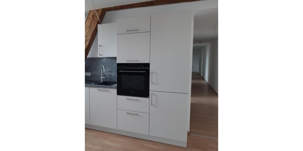 Etagenwohnung Neustadt an der Aisch - 3 Zimmer, 97 m&sup2;, 1.090&euro; | Angebot:26444601