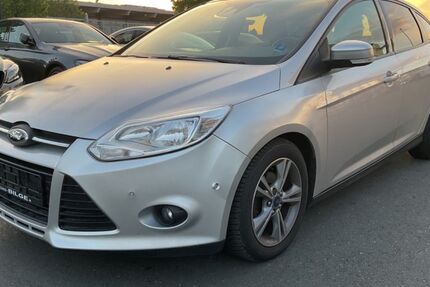 Ford Focus 177.668 km 2.988 &euro; Fürth 90763