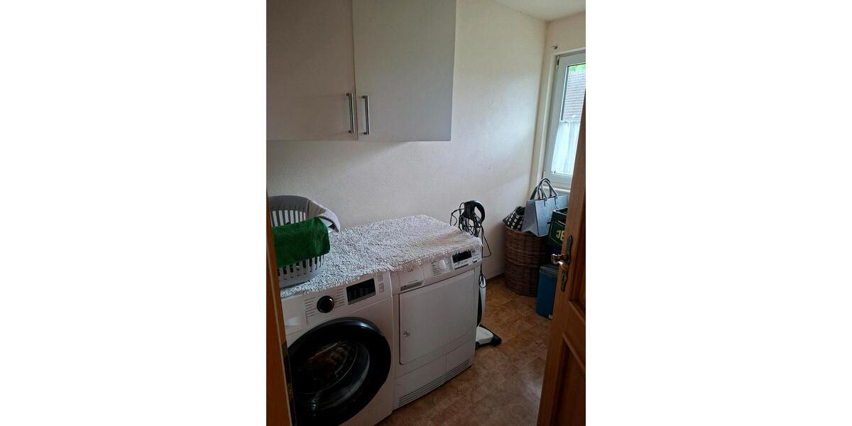 Dachgeschoßwohnung Diespeck - 5 Zimmer, 115 m&sup2;, 920&euro; | Angebot:26546176