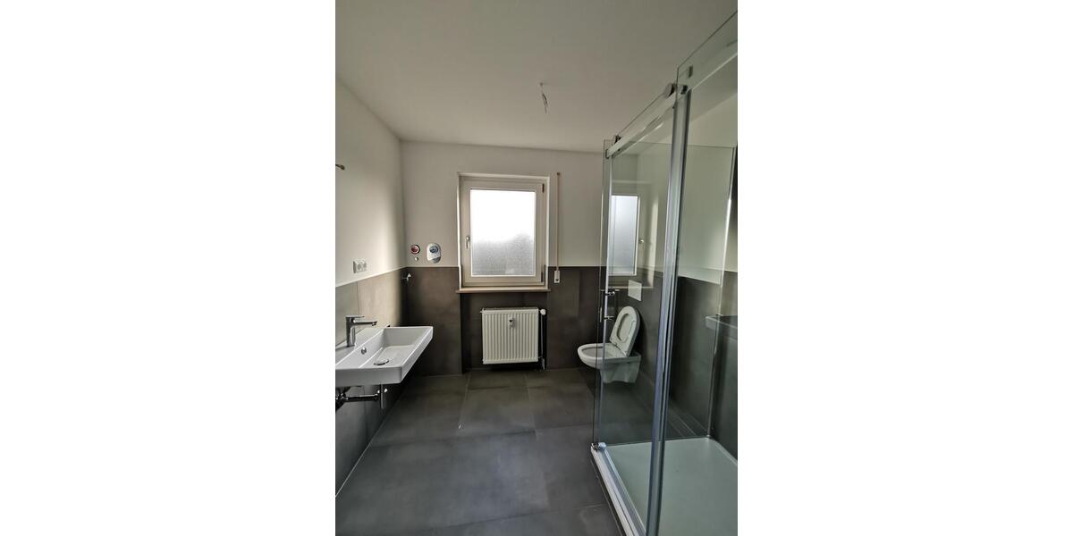 Dachgeschoßwohnung Nürnberg Eibach - 3.5 Zimmer, 79 m&sup2;, 980&euro; | Angebot:25646981