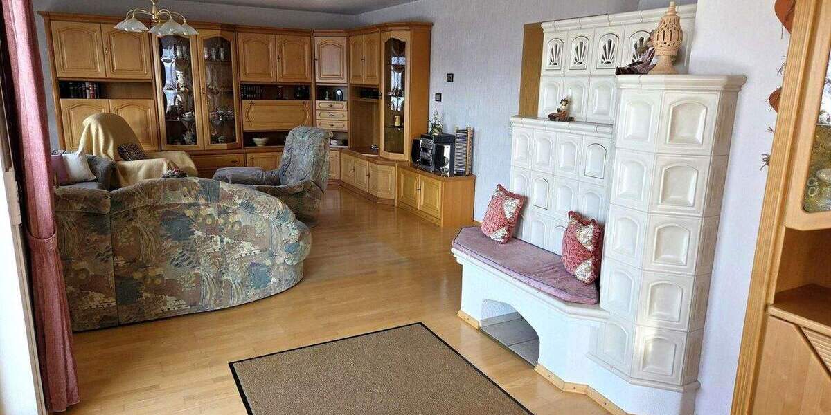 Einfamilienhaus Roßtal - 6 Zimmer, 162 m&sup2;, 849.000&euro; | Angebot:25711087