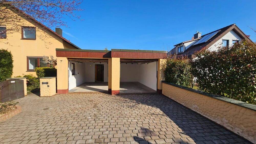 Einfamilienhaus Pyrbaum - 6 Zimmer, 129 m&sup2;, 584.000&euro; | Angebot:26016212