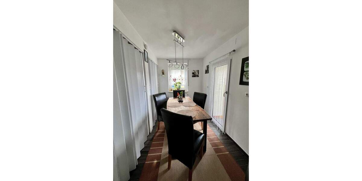 Einfamilienhaus Neustadt/Aisch Umgebung Neustadt - 5 Zimmer, 130 m&sup2;, 226.000&euro; | Angebot:25690500