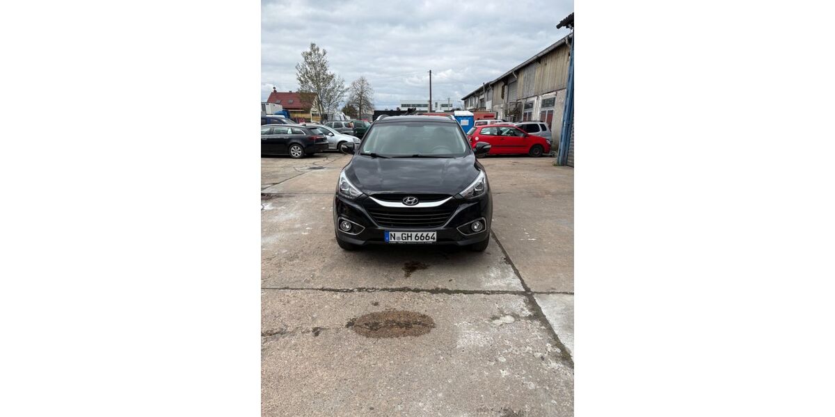 Hyundai TUCSON 166.000 km 4.000 &euro; Nürnberg 90411