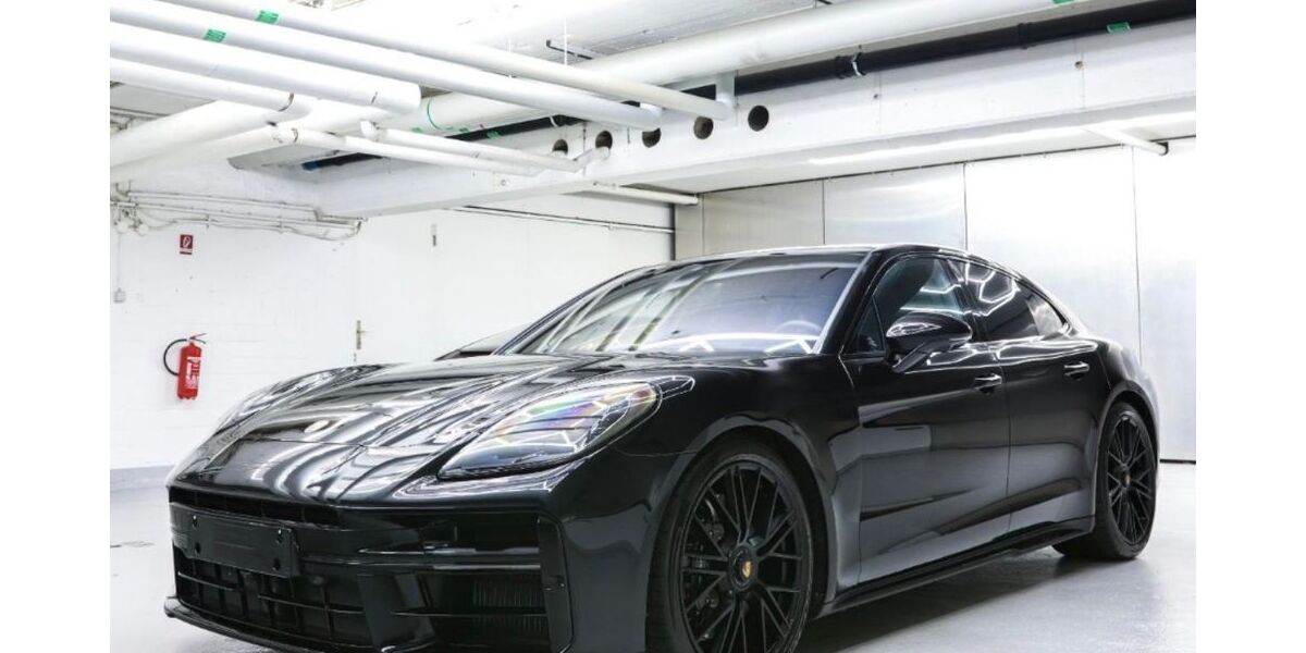 Porsche Panamera 9.500 km 145.000 &euro; Nürnberg 90431