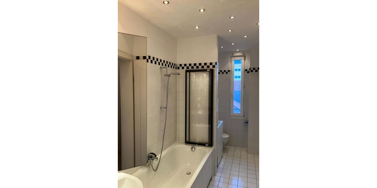 Etagenwohnung Nürnberg Gibitzenhof - 2.5 Zimmer, 72 m&sup2;, 200.000&euro; | Angebot:25873765