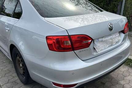 VW Jetta 126.942 km 4.900 &euro; Nürnberg 90478