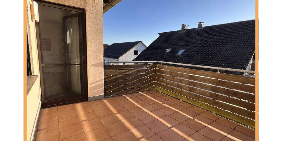 Etagenwohnung Pyrbaum - 4 Zimmer, 111 m&sup2;, 379.000&euro; | Angebot:25662843