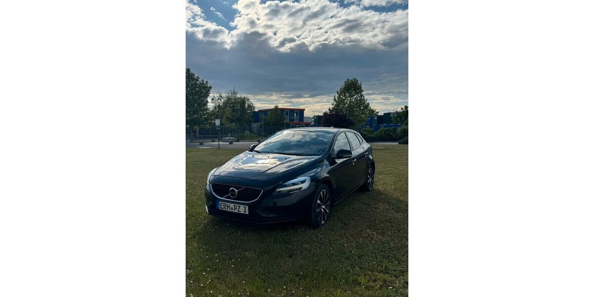 Volvo V40 149.000 km 8.700 &euro; Weisendorf 91085