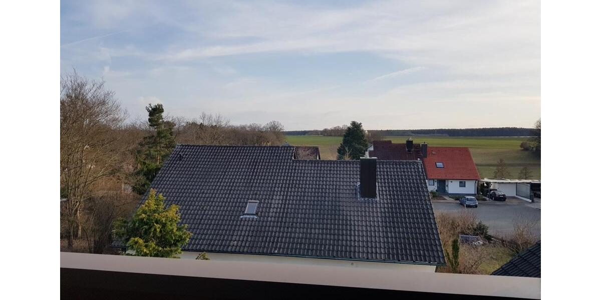 Dachgeschoßwohnung Herzogenaurach - 4 Zimmer, 98 m&sup2;, 885&euro; | Angebot:25310523