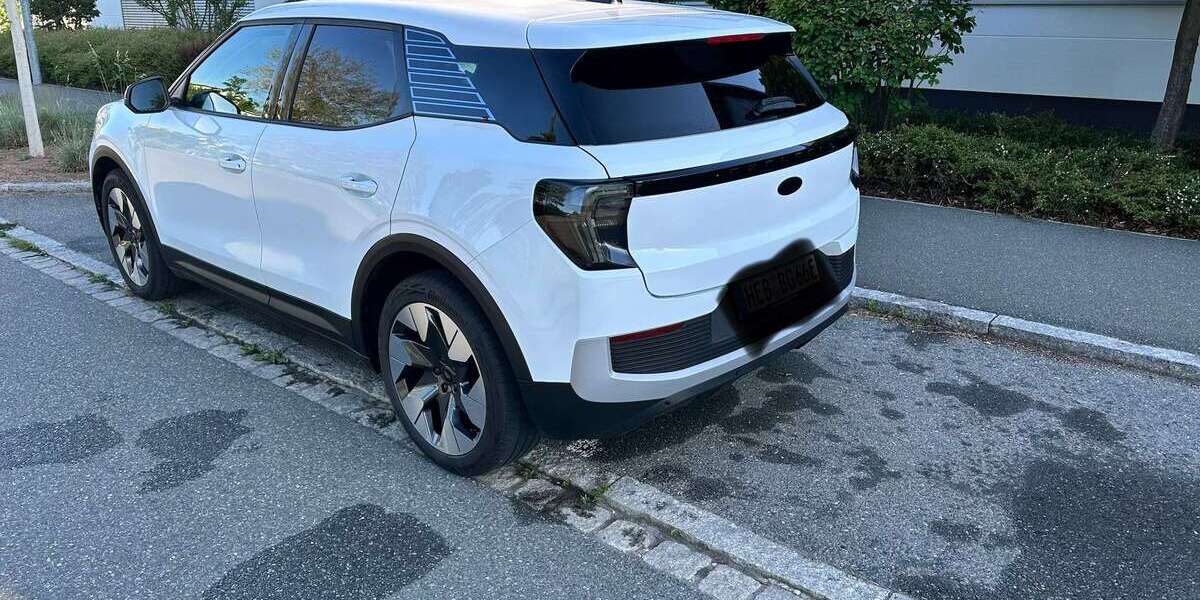 Ford Explorer 2.500 km 38.000 &euro; Schwarzenbruck 90592