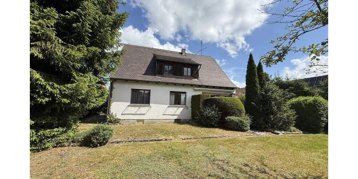 Einfamilienhaus Höchstadt a.d.Aisch Höchstadt - 7 Zimmer, 146 m&sup2;, 375.000&euro; | Angebot:25778818