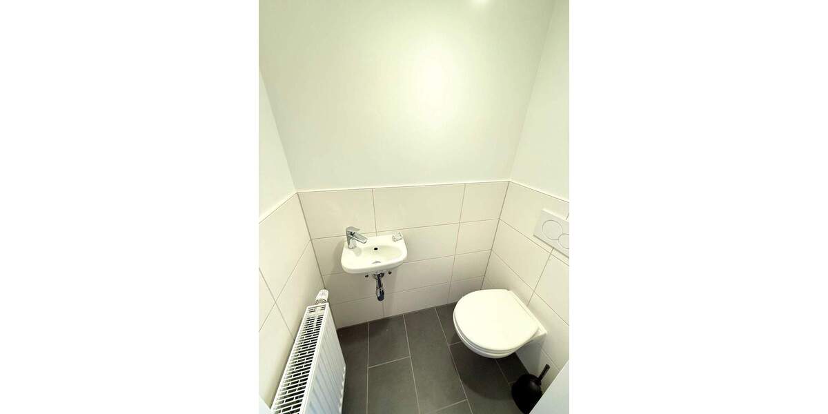 Reihenmittelhaus Nürnberg Thon - 4 Zimmer, 114 m&sup2;, 1.600&euro; | Angebot:25670106