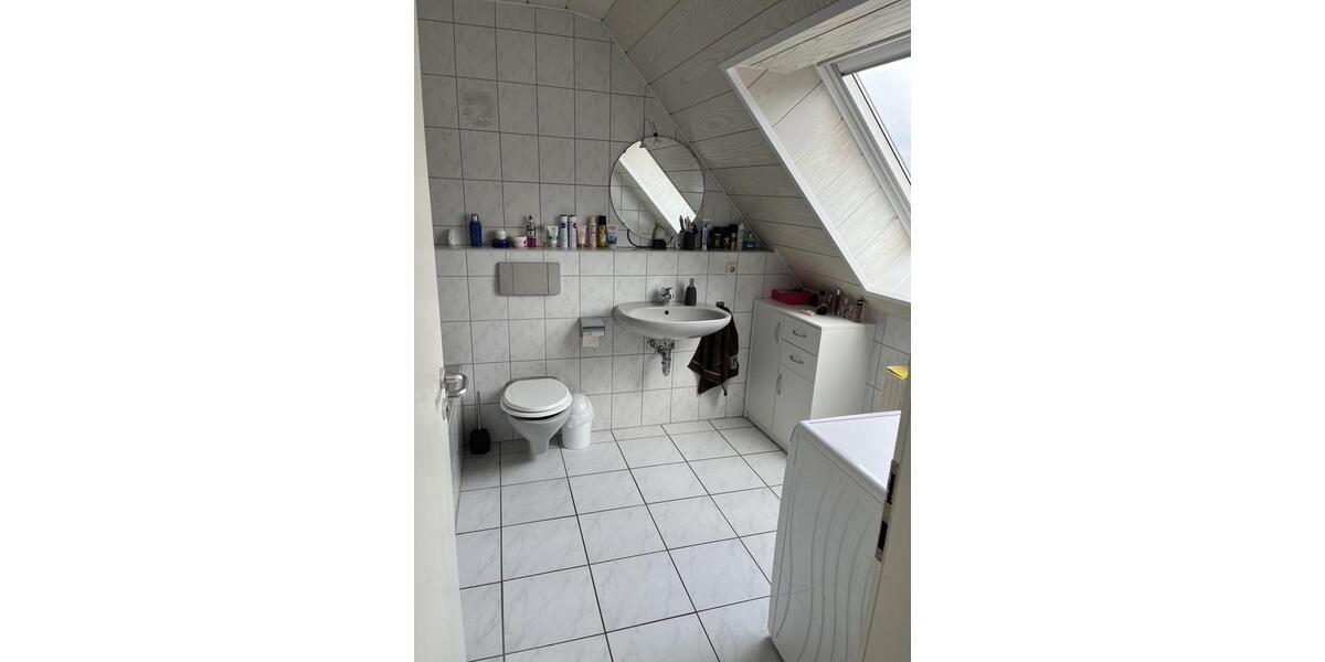 Dachgeschoßwohnung Feucht - 2 Zimmer, 53 m&sup2;, 680&euro; | Angebot:25932416