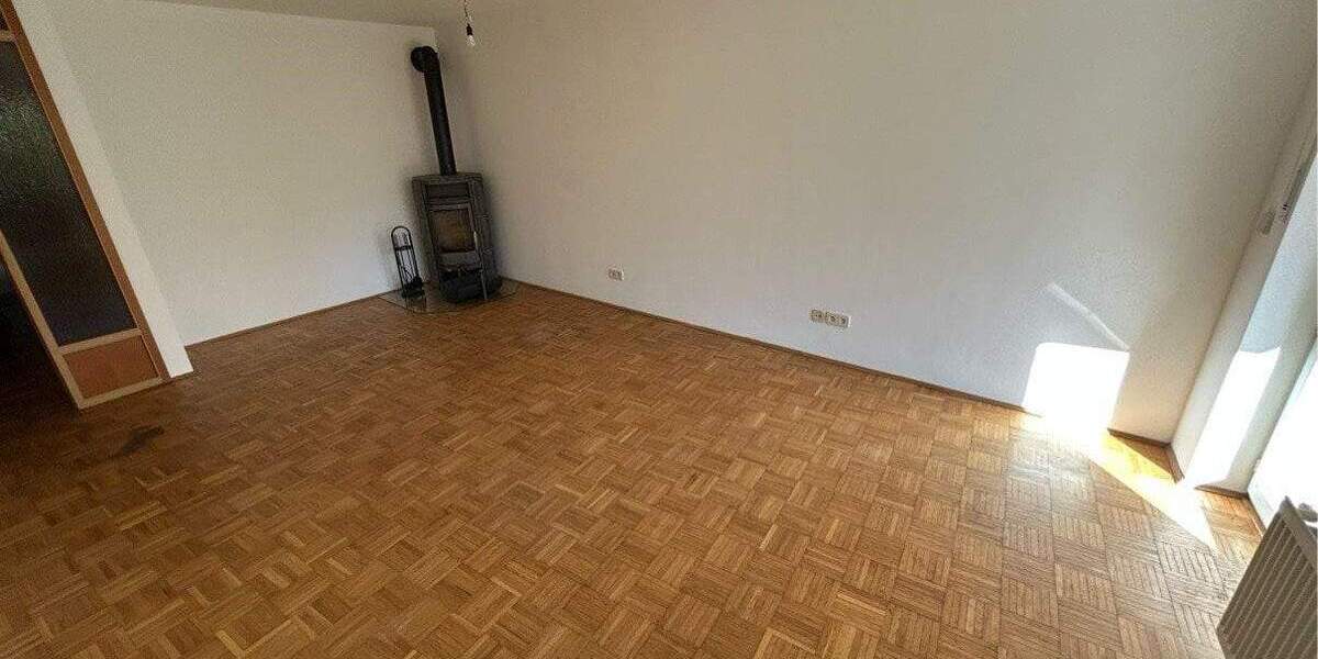 Etagenwohnung Erlangen Innenstadt - 2 Zimmer, 60 m&sup2;, 269.000&euro; | Angebot:25909853