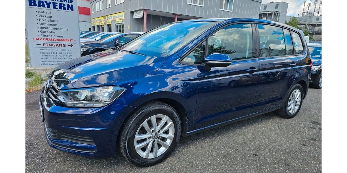 VW Touran 135.821 km 17.270 &euro; Fürth 90763