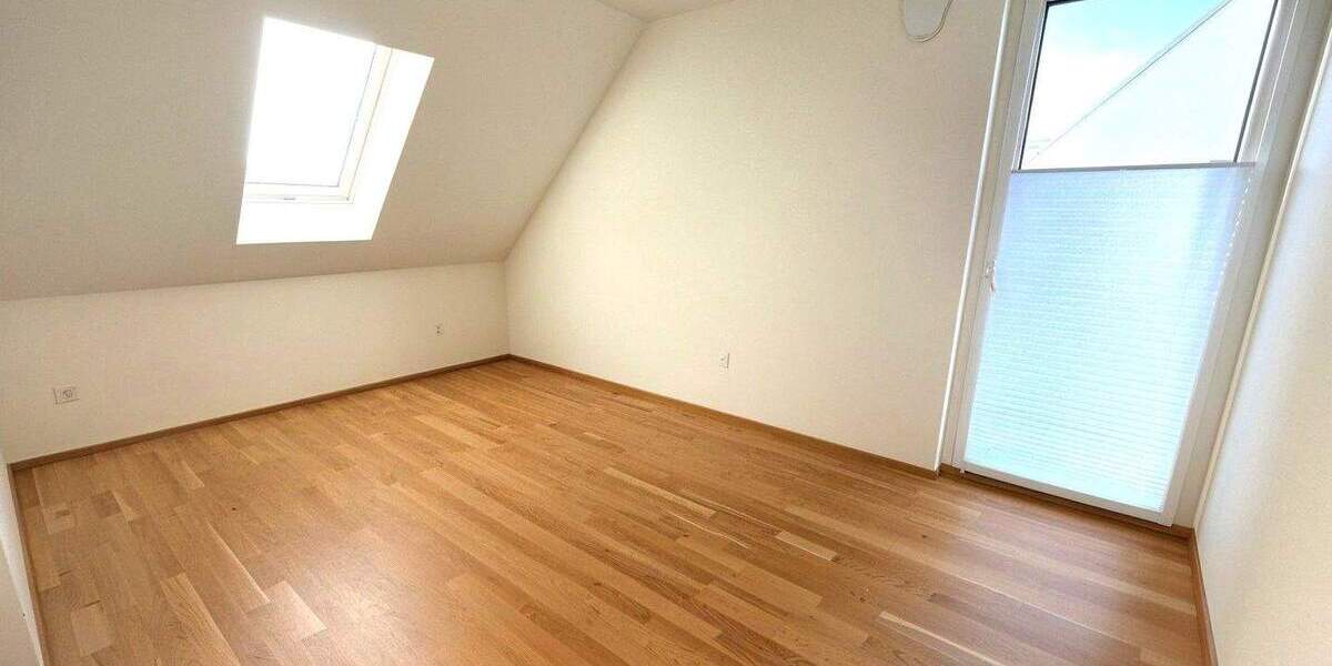 Doppelhaushälfte Erlangen Dechsendorf - 5 Zimmer, 133 m&sup2;, 950.000&euro; | Angebot:25662158