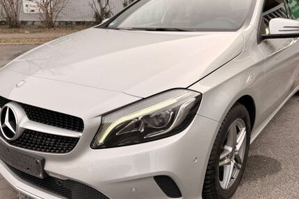 Mercedes-Benz A 200 246.000 km 10.490 &euro; Fürth 90763