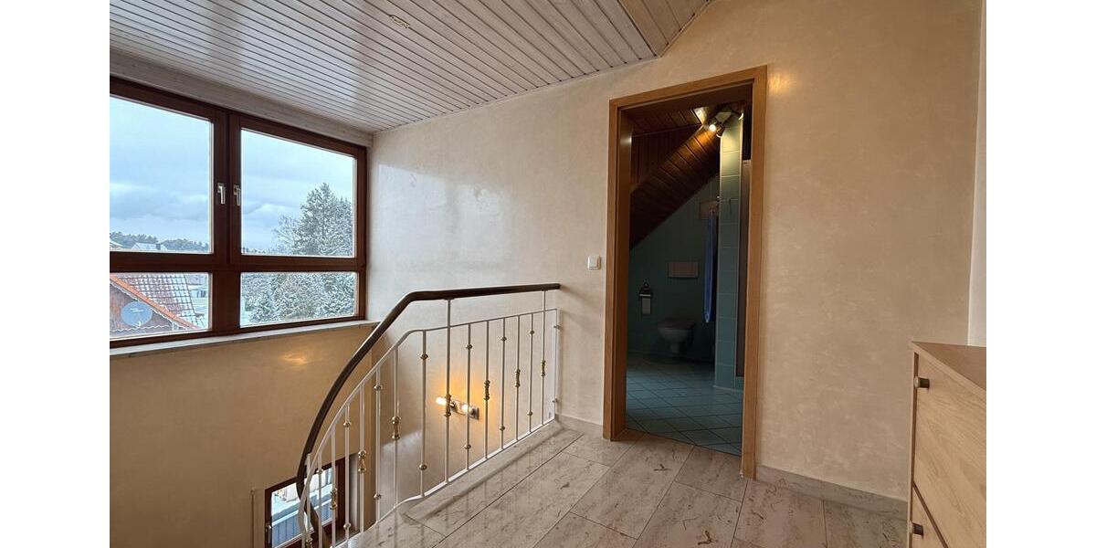 Einfamilienhaus Nürnberg Holzheim - 6 Zimmer, 200 m&sup2;, 2.200&euro; | Angebot:24791846