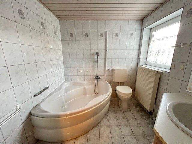 Einfamilienhaus Neustadt/Aisch Neustadt - 4 Zimmer, 109 m&sup2;, 285.000&euro; | Angebot:25690495