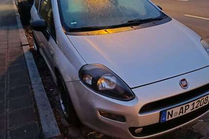 Fiat Grande Punto 85.000 km 4.399 &euro; Nürnberg 90451