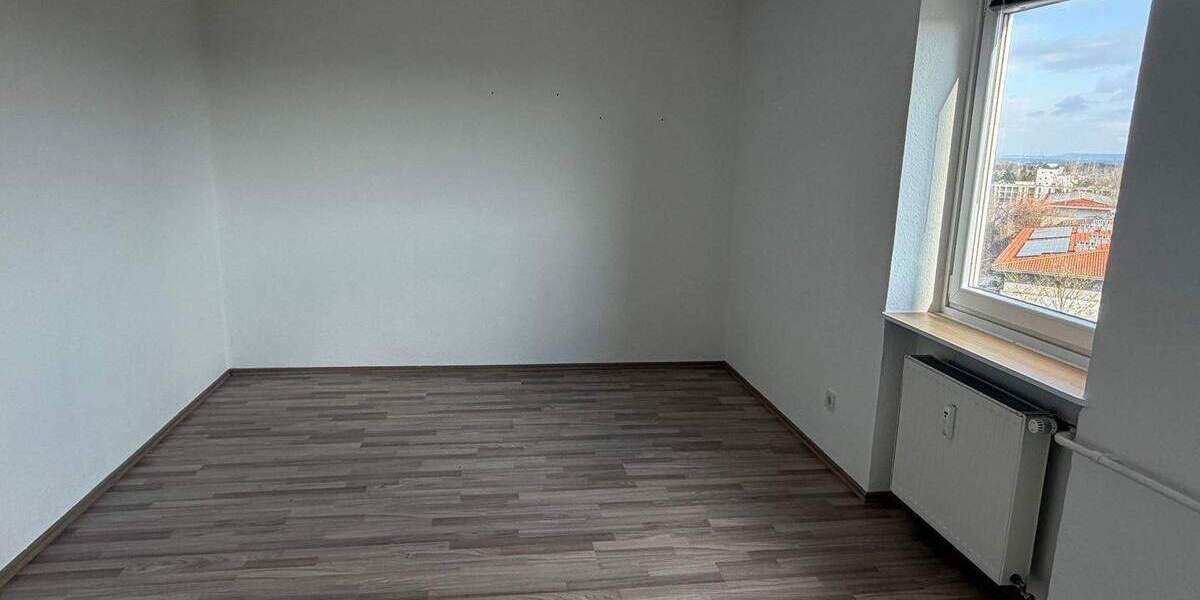 Etagenwohnung Fürth Hardhöhe - 3 Zimmer, 82 m&sup2;, 250.000&euro; | Angebot:25705660