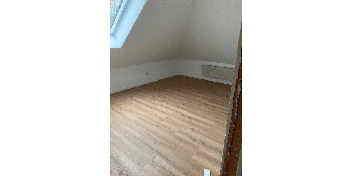 Dachgeschoßwohnung Altdorf bei Nürnberg - 3 Zimmer, 80 m&sup2;, 930&euro; | Angebot:26630189