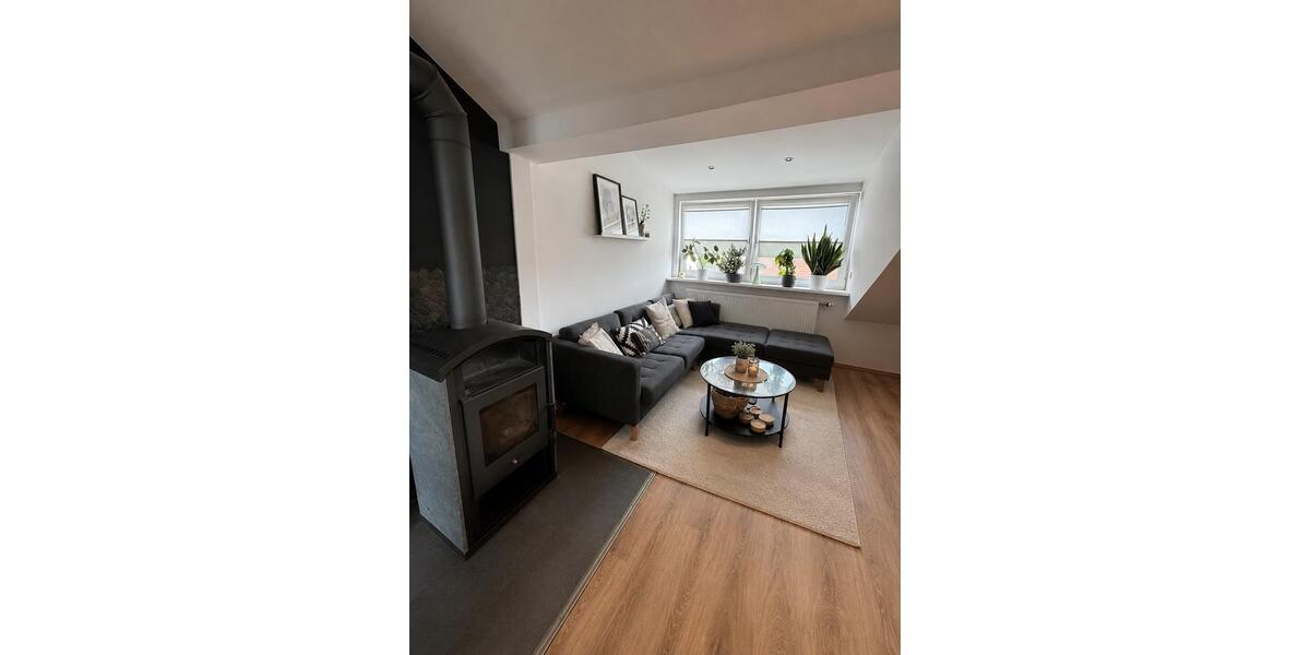 Dachgeschoßwohnung Erlangen Alterlangen - 3.5 Zimmer, 83 m&sup2;, 1.150&euro; | Angebot:27580085