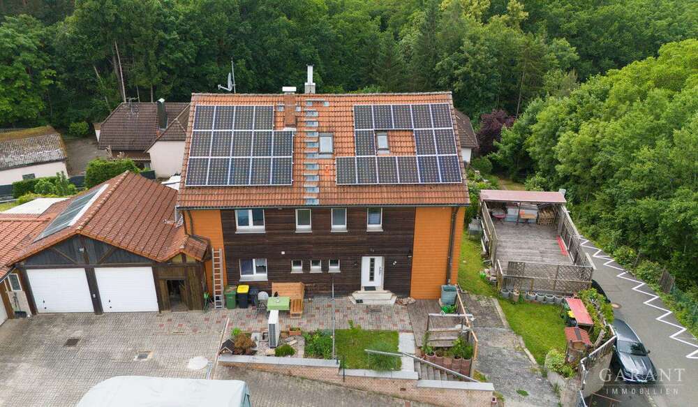 Einfamilienhaus Cadolzburg - 9 Zimmer, 260 m&sup2;, 1.250.000&euro; | Angebot:25976371