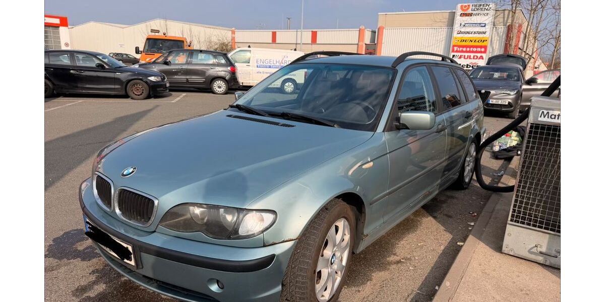BMW 320 330.000 km 2.250 &euro; Nürnberg 90489
