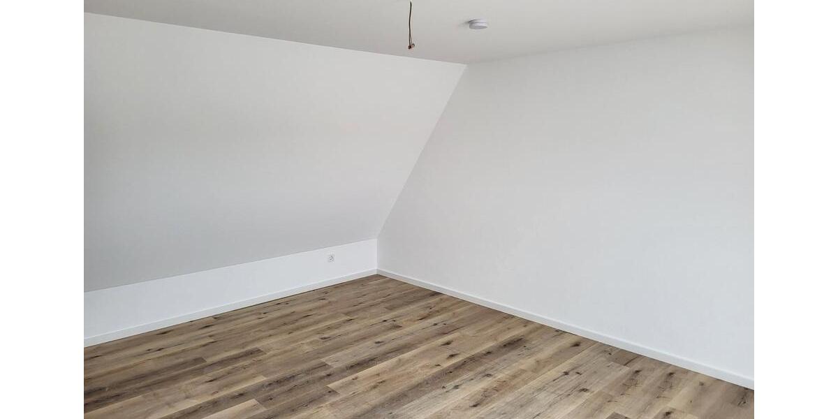 Maisonettenwohnung Rohr - 4 Zimmer, 96 m&sup2;, 980&euro; | Angebot:26024612