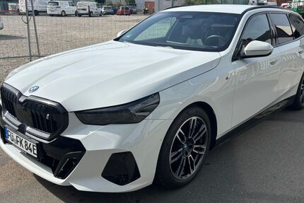 BMW i5 22.850 km 61.910 &euro; Nürnberg 90431