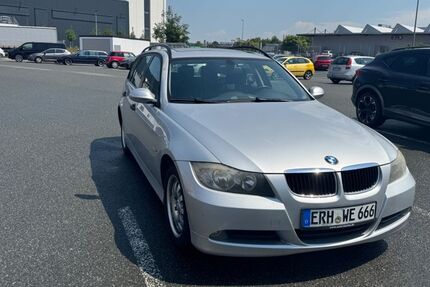 BMW 320 209.000 km 2.999 &euro; Adelsdorf 91325