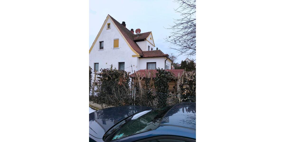 Einfamilienhaus Schwabach - 7 Zimmer, 120 m&sup2;, 1.600&euro; | Angebot:25942046