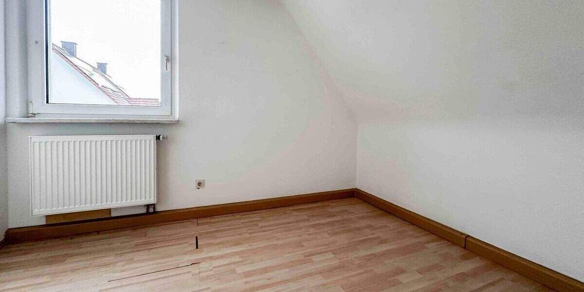 Mehrfamilienhaus, Wohnhaus Schwarzenbruck - 8 Zimmer, 379.000&euro; | Angebot:25866694