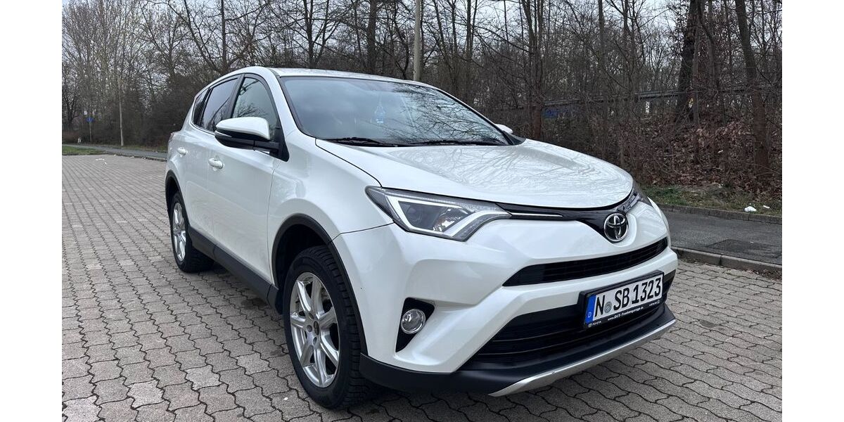 Toyota RAV 4 165.000 km 13.700 &euro; Nürnberg 90441