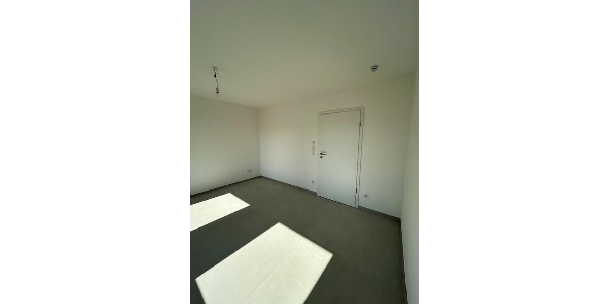 Erdgeschoßwohnung Ammerndorf - 2 Zimmer, 68 m&sup2;, 850&euro; | Angebot:25764415