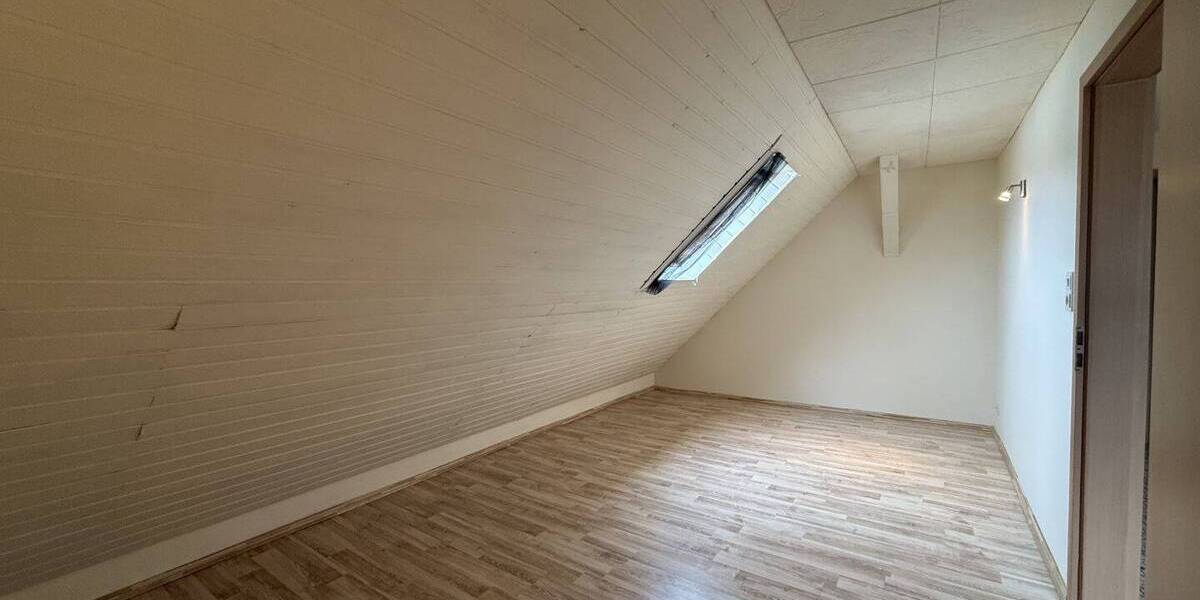 Einfamilienhaus Büchenbach Tennenlohe - 6 Zimmer, 174 m&sup2;, 680.000&euro; | Angebot:25983266