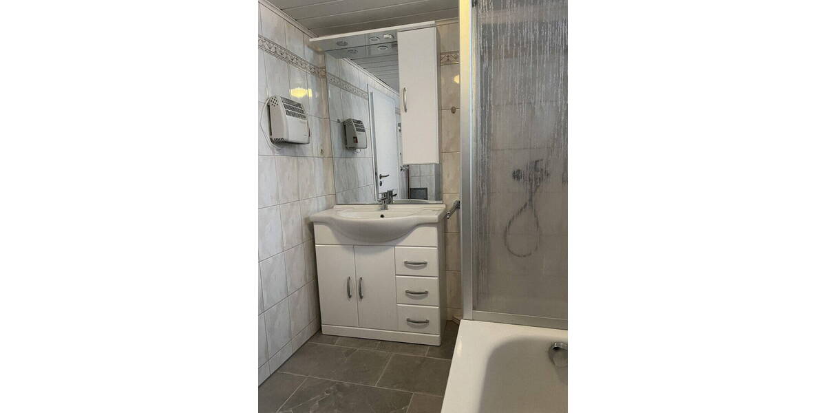 Mehrfamilienhaus, Wohnhaus Ammerndorf - 6 Zimmer, 200 m&sup2;, 499.000&euro; | Angebot:25969550