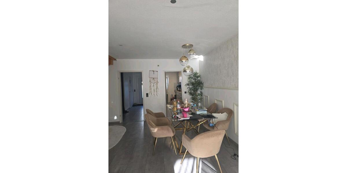 Reihenhaus Roßtal - 5 Zimmer, 125 m&sup2;, 495.000&euro; | Angebot:25057584